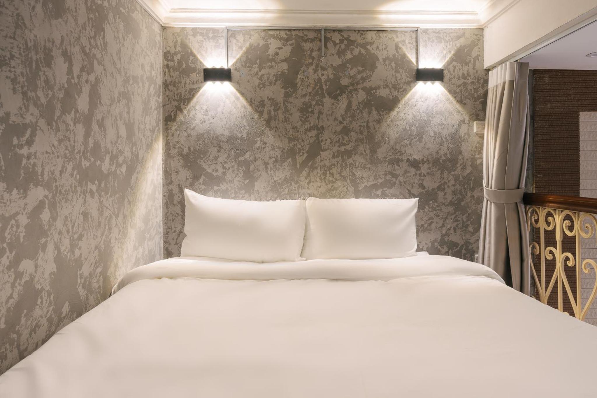 Orchid Duplex-Best Location-1min to Hoan Kiem Lake-Home Cinema