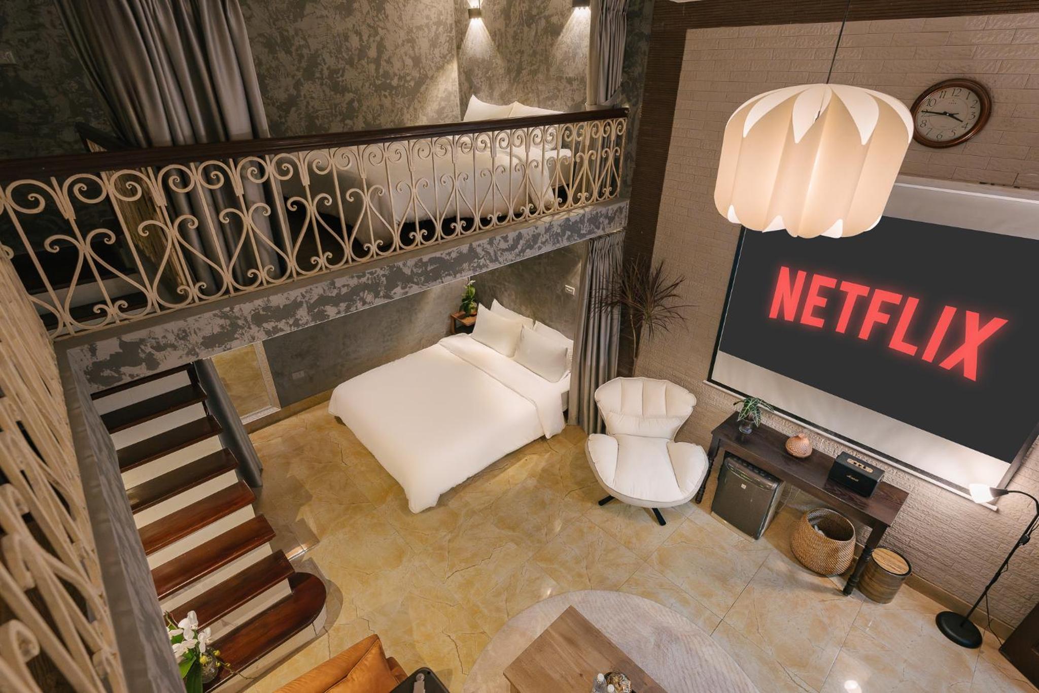 Orchid Duplex-Best Location-1min to Hoan Kiem Lake-Home Cinema