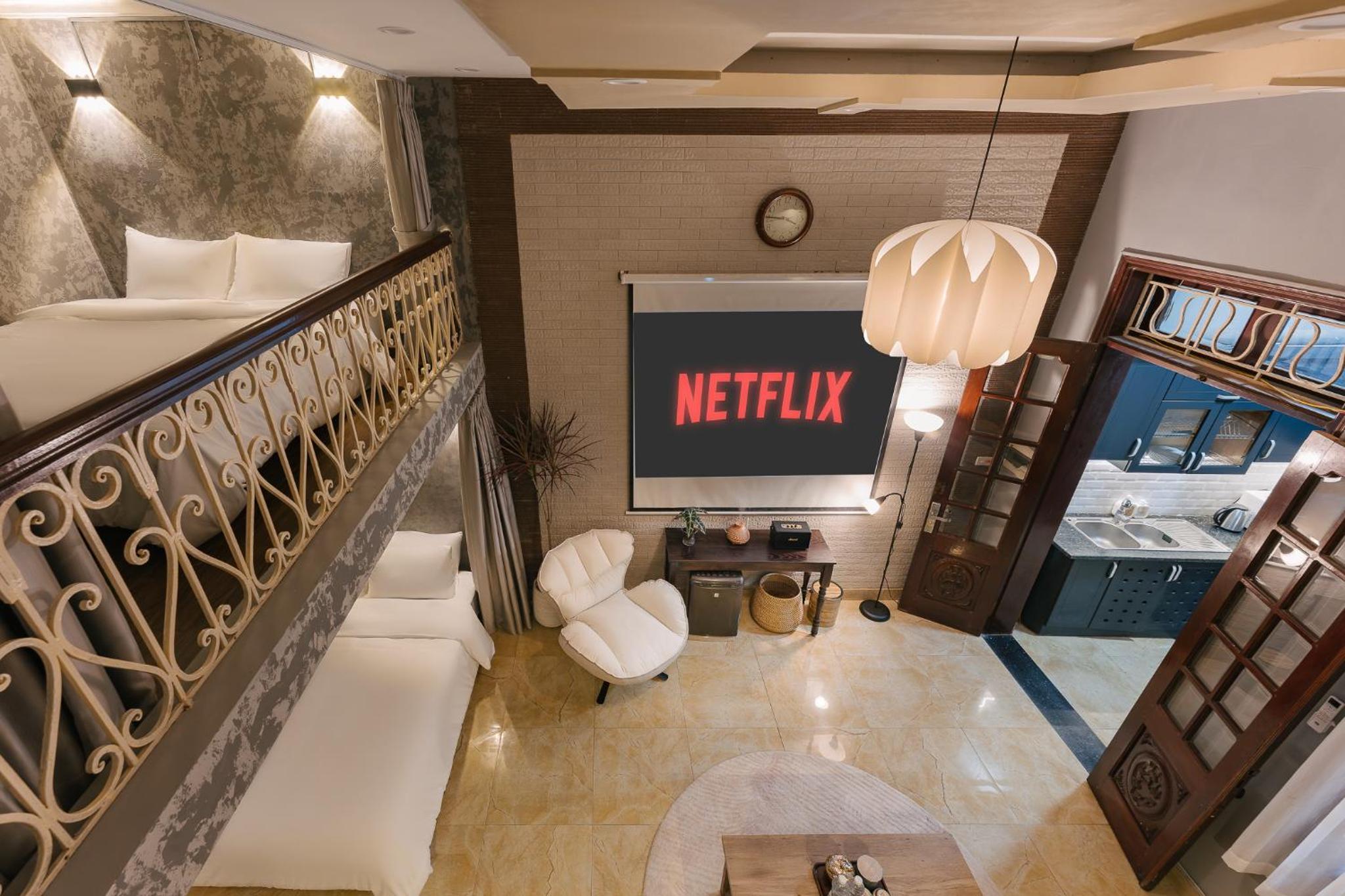 Orchid Duplex-Best Location-1min to Hoan Kiem Lake-Home Cinema