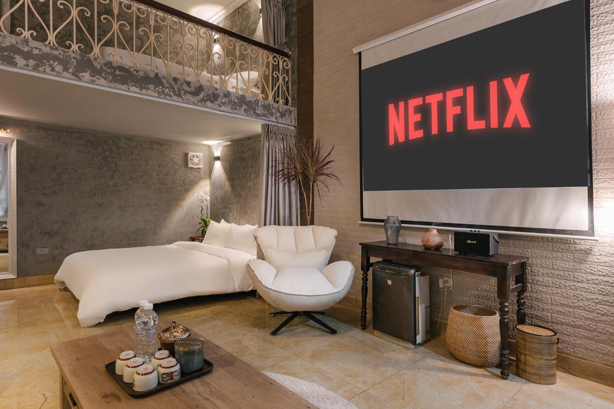Orchid Duplex-Best Location-1min to Hoan Kiem Lake-Home Cinema