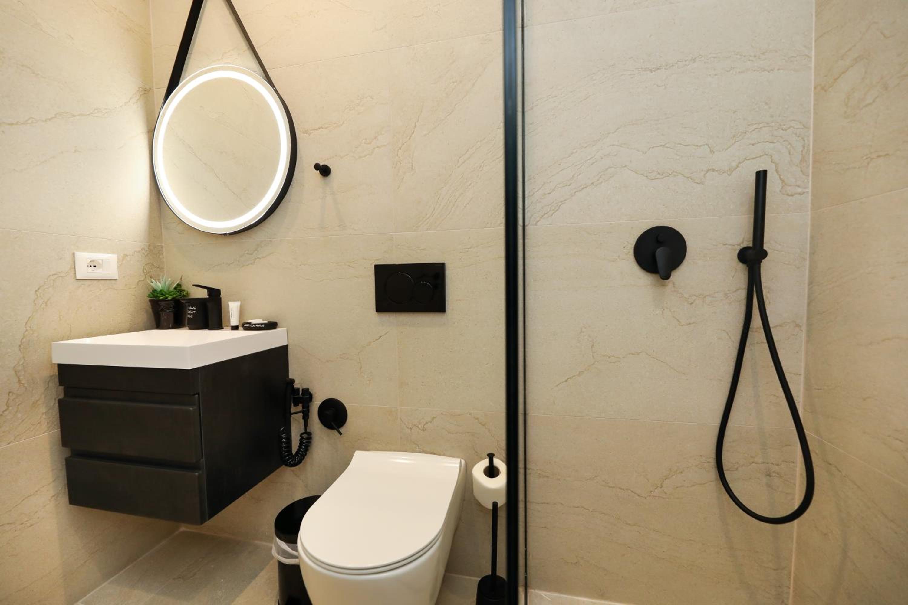 Dadu Rooms
