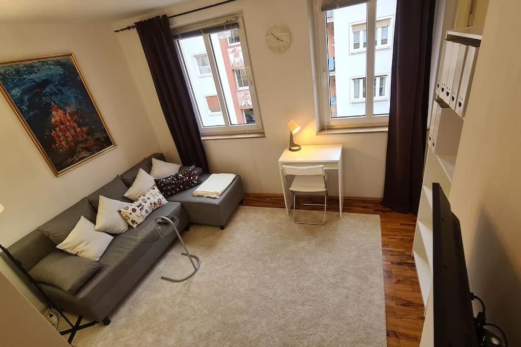 Cozy apartment right next to the Nürnberg Castel