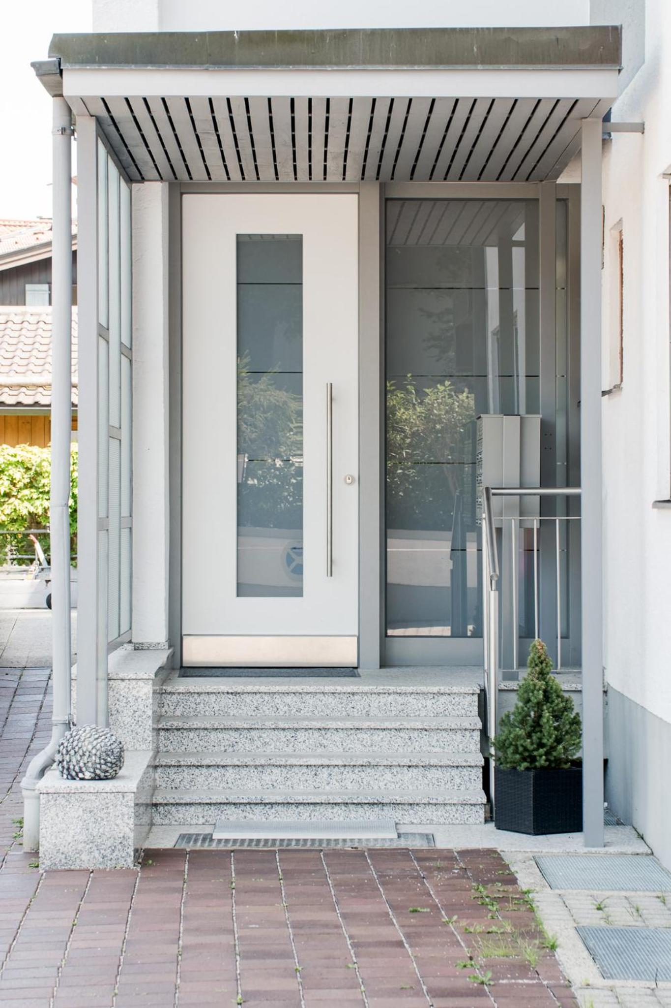 FENJOY Design Studio Apartment
