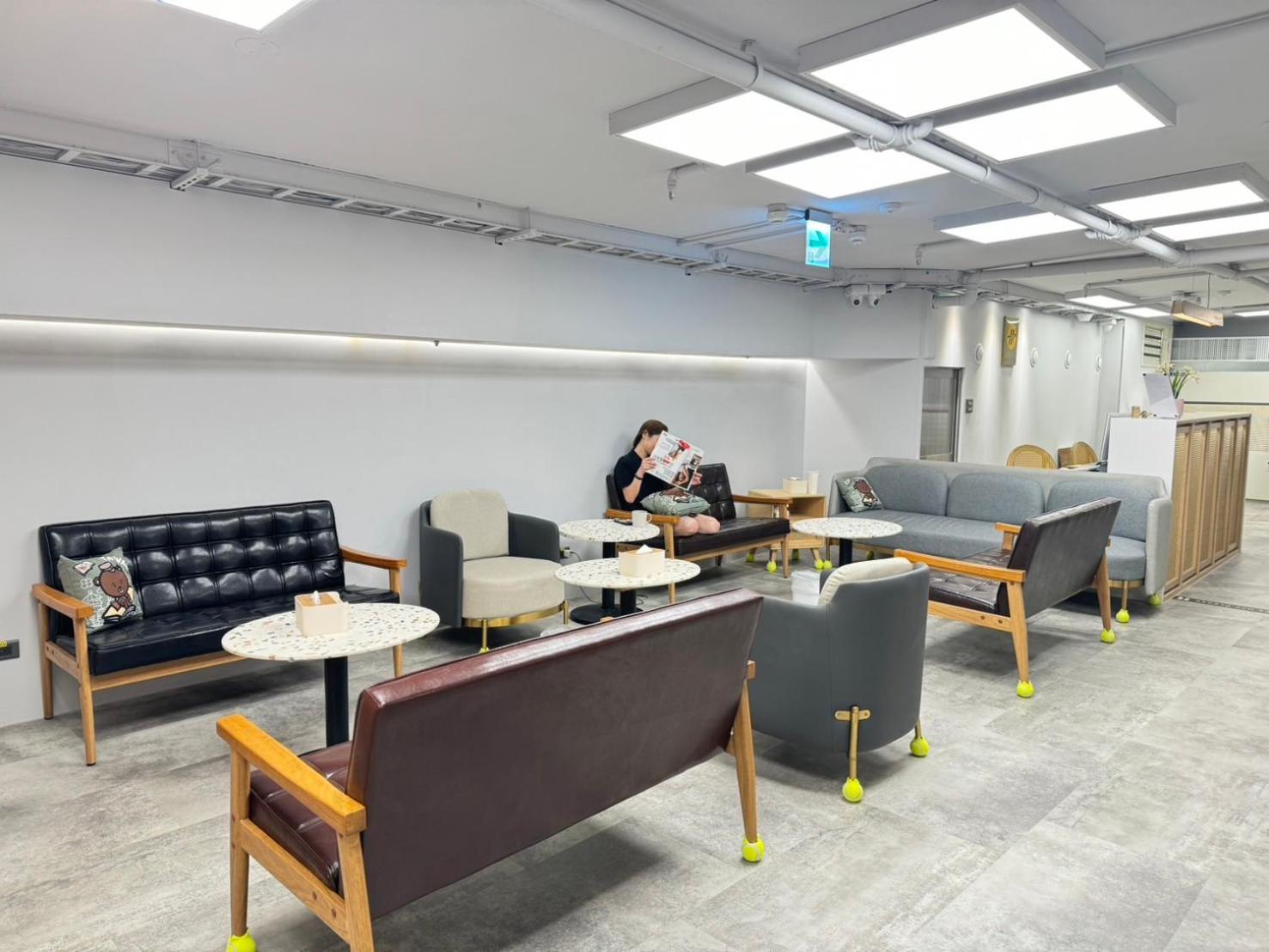 Just Live Hostel