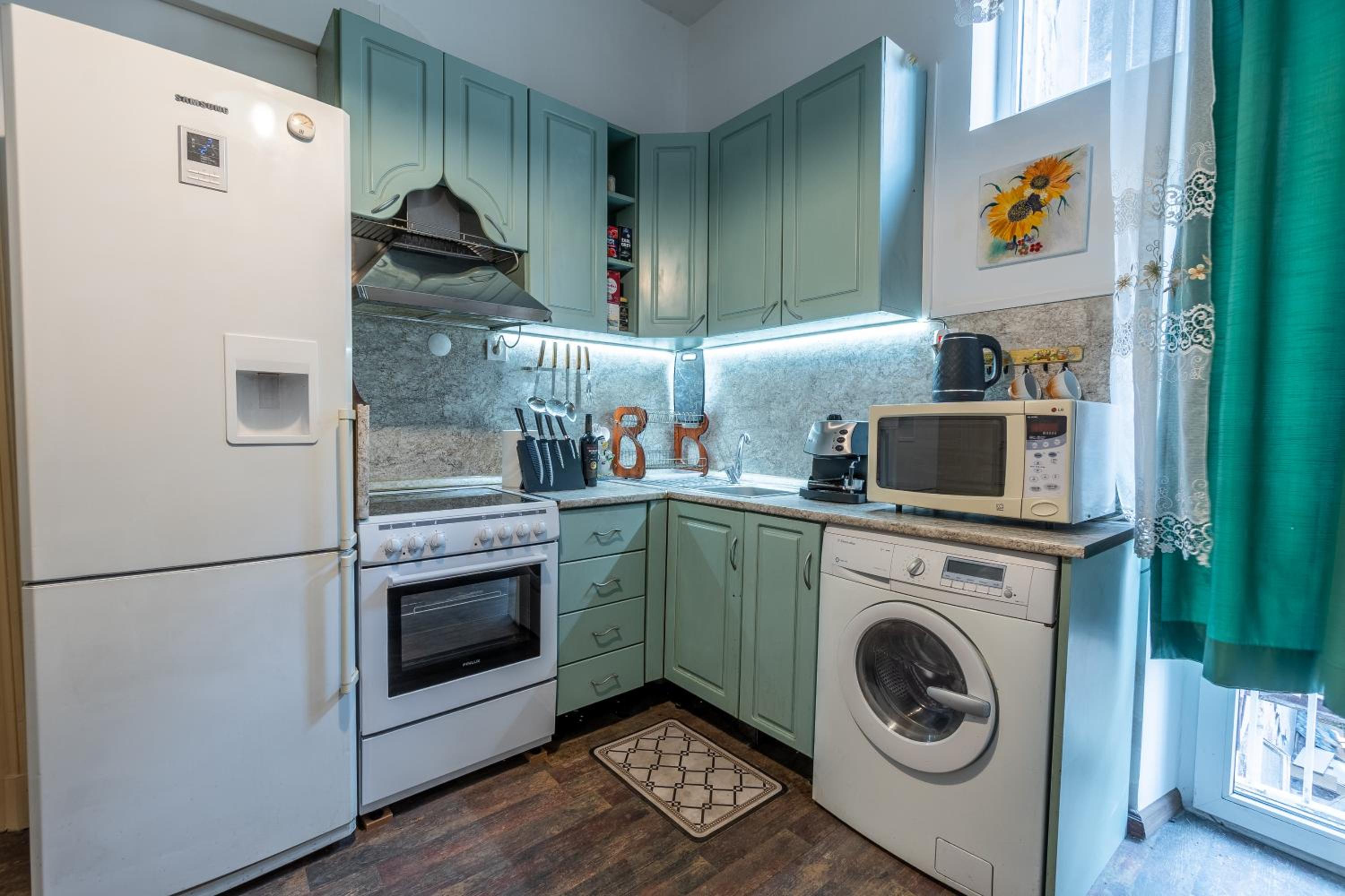 Central Heritage 3-BR Apartment