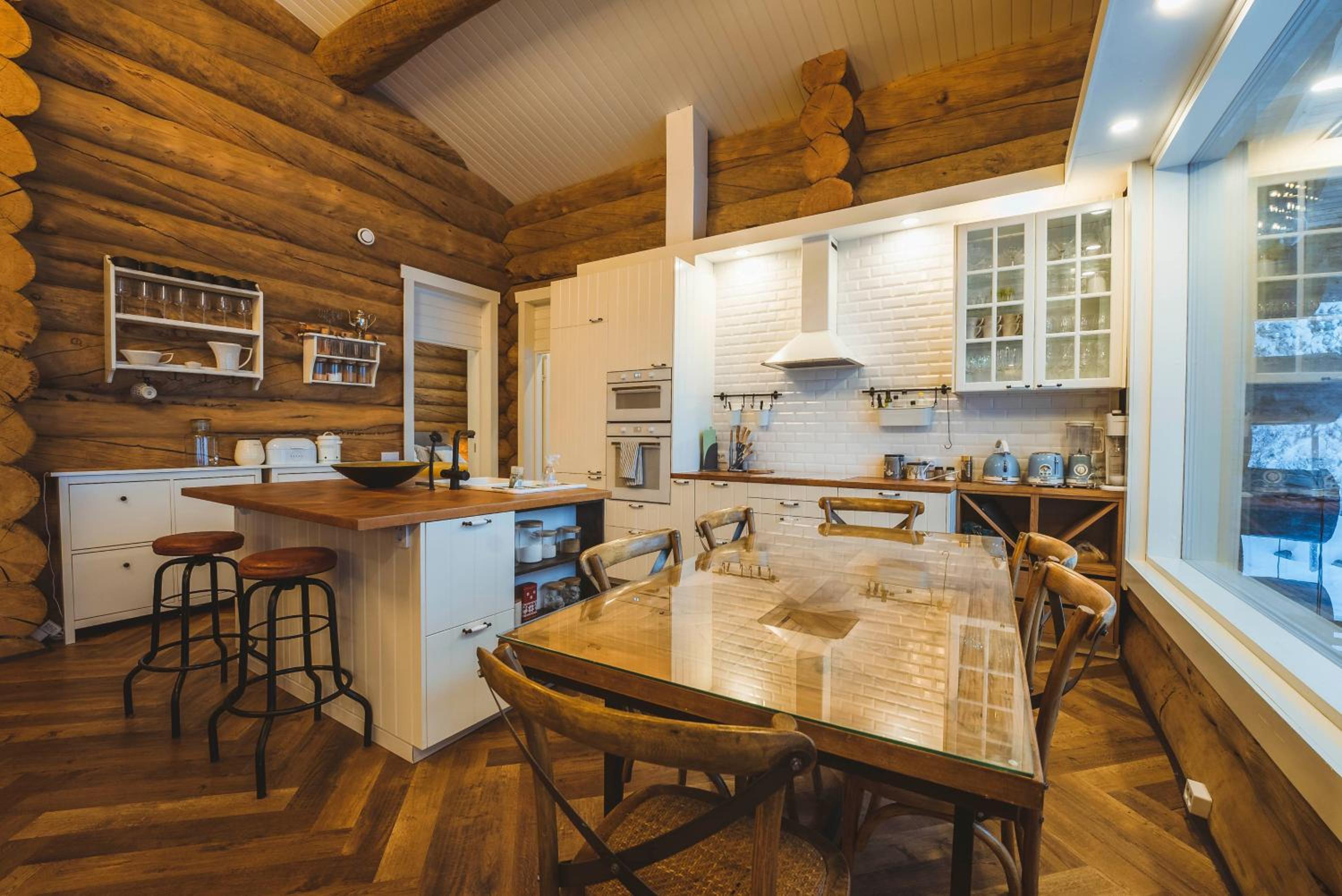 Luxury Log Villa by Invisible Forest Lodge