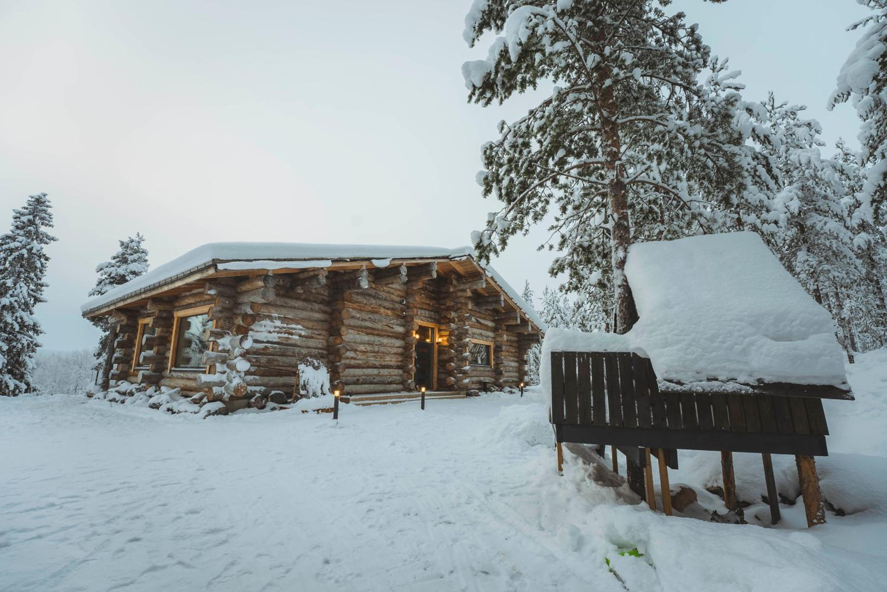 Luxury Log Villa by Invisible Forest Lodge