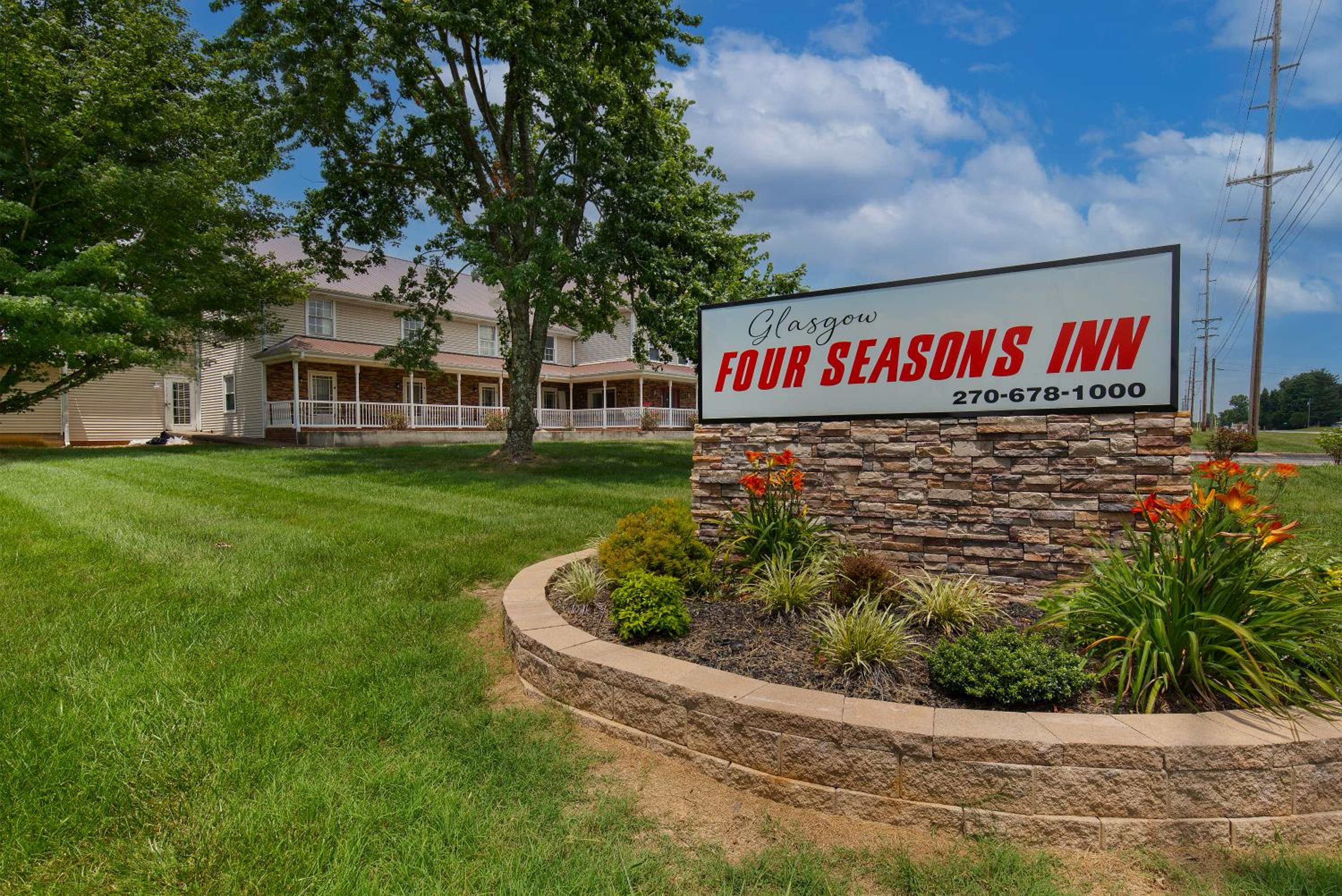 Four Seasons Country Inn - Property Image 1