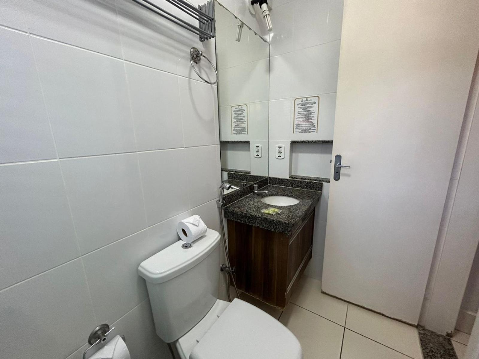 Lacqua Di Roma - Apartamento confortavel e completo com varanda