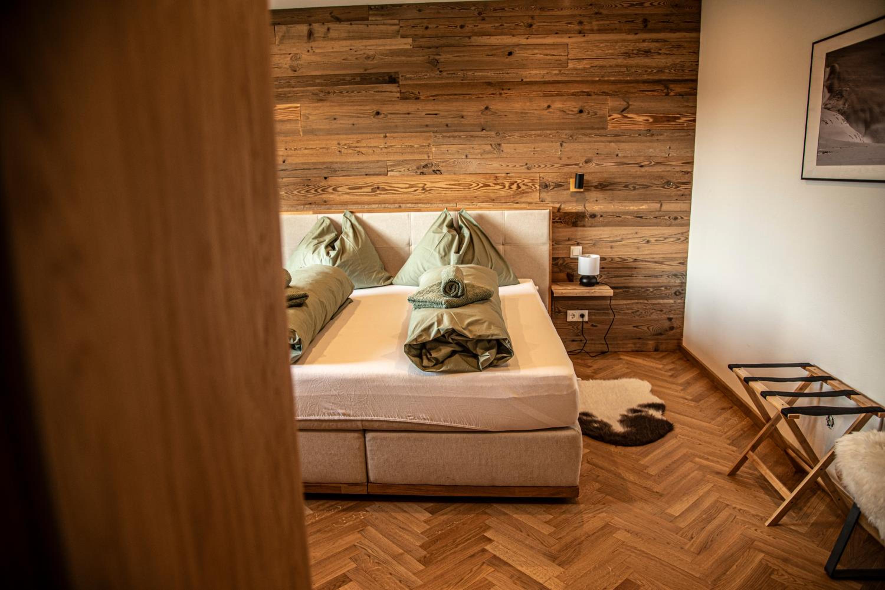 Edelweiss Lodge