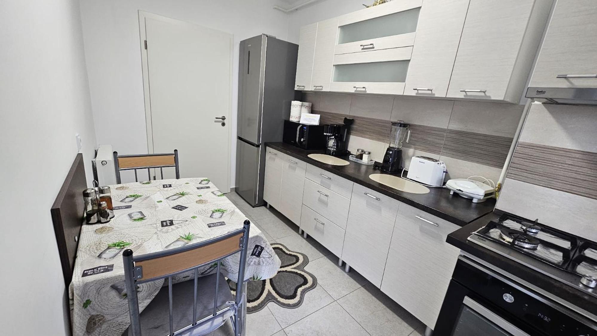 ELISSA APARTMENT