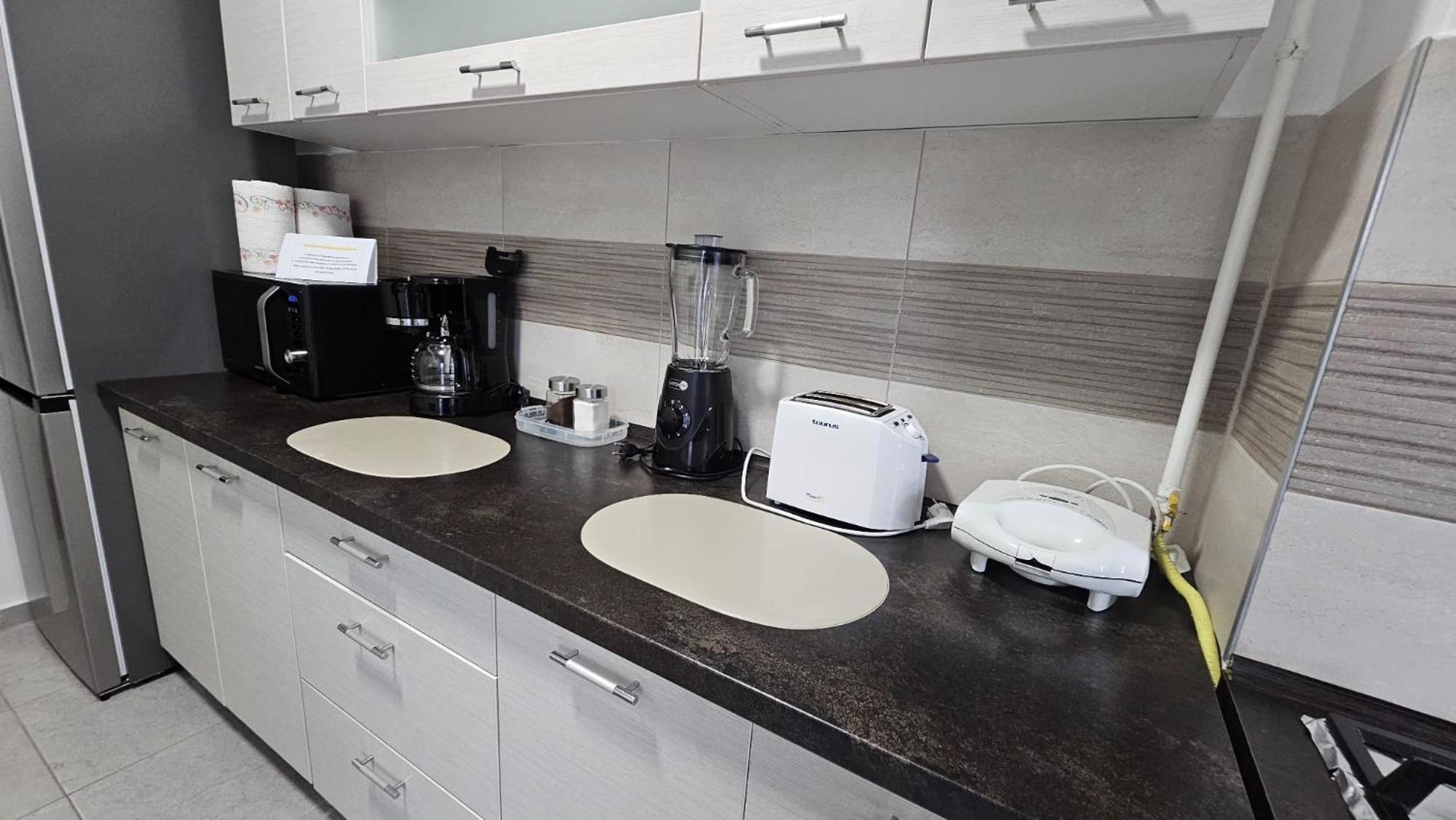 ELISSA APARTMENT