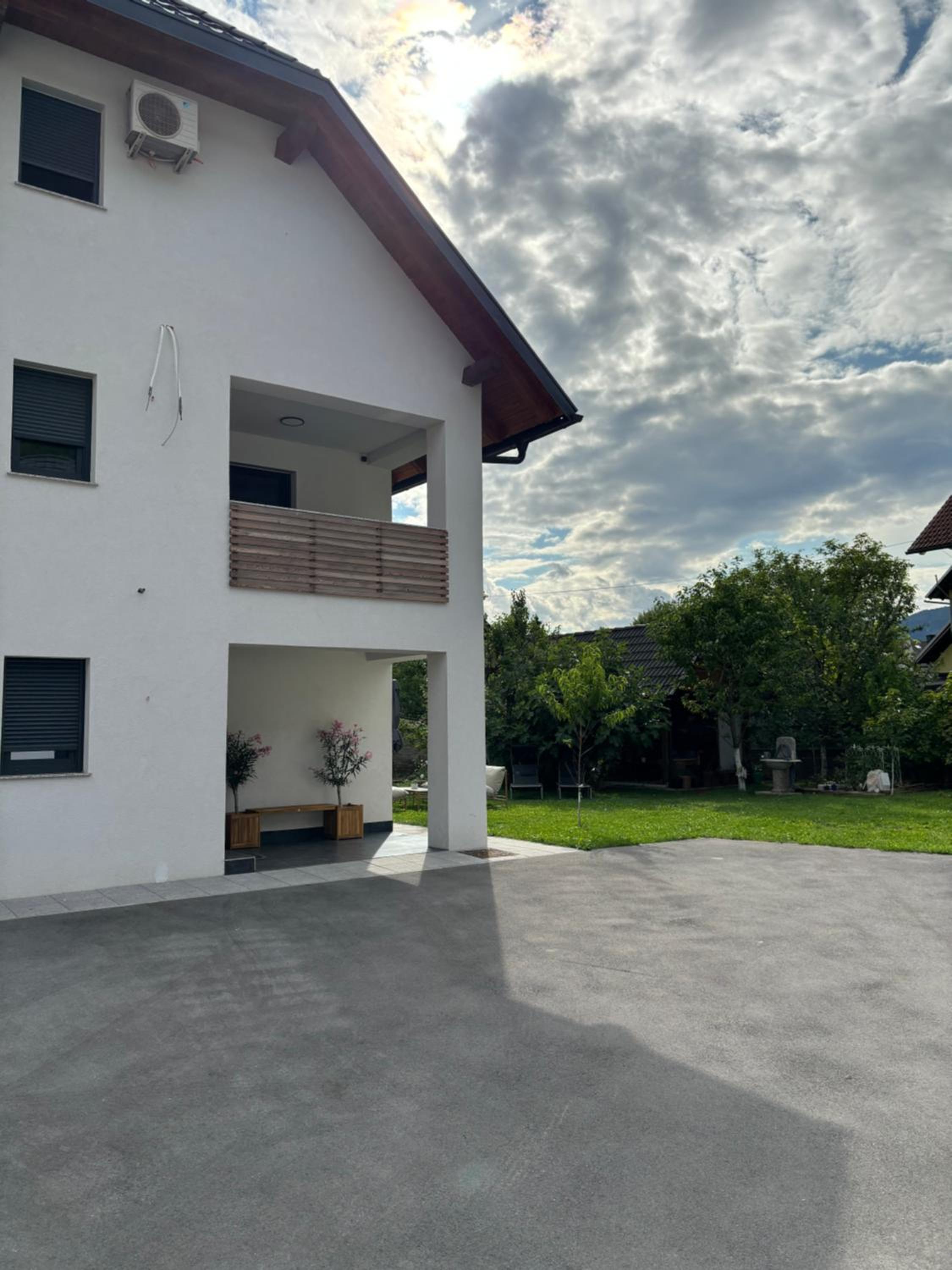 Aura Apartments