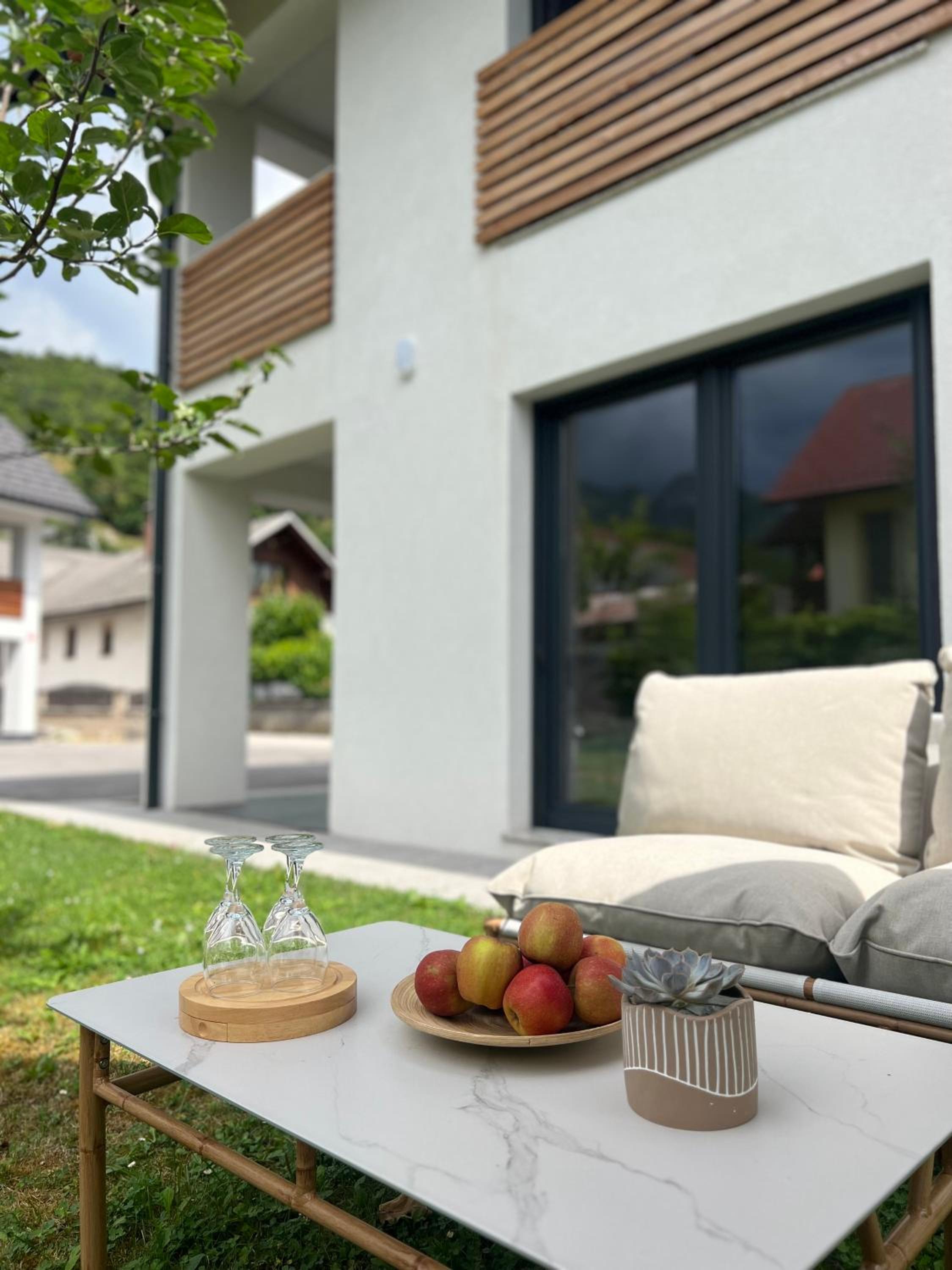Aura Apartments