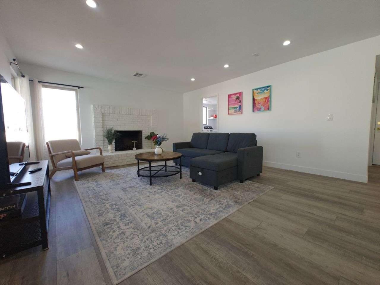 The Strip is just around the corner! Newly renovated luxury modern minimalist villa with large pool! view 4