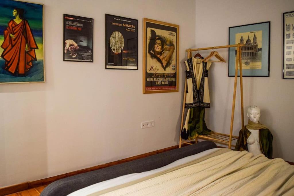Artistic Athenian Retreat Near the Acropolis