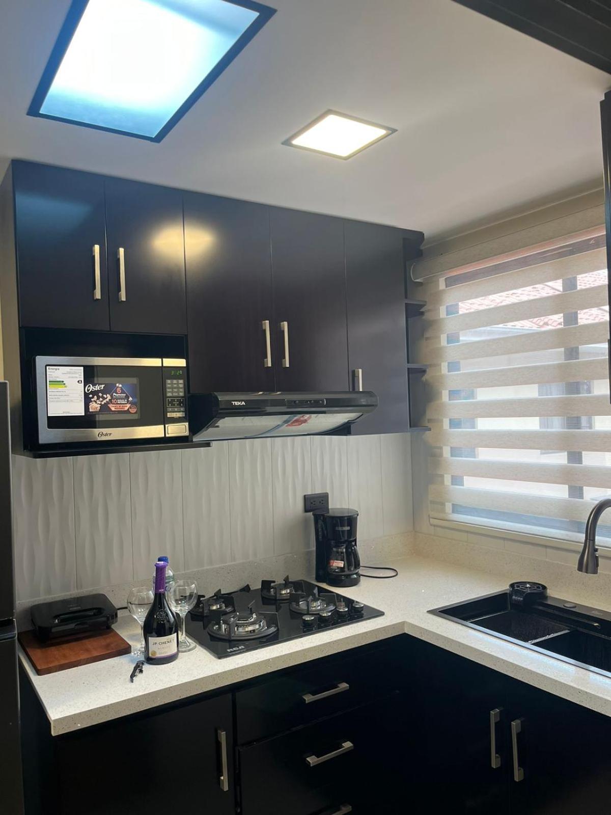 Departamento de 2 Habitaciones, full amoblada con todo para que disfrutes de tu Estancia