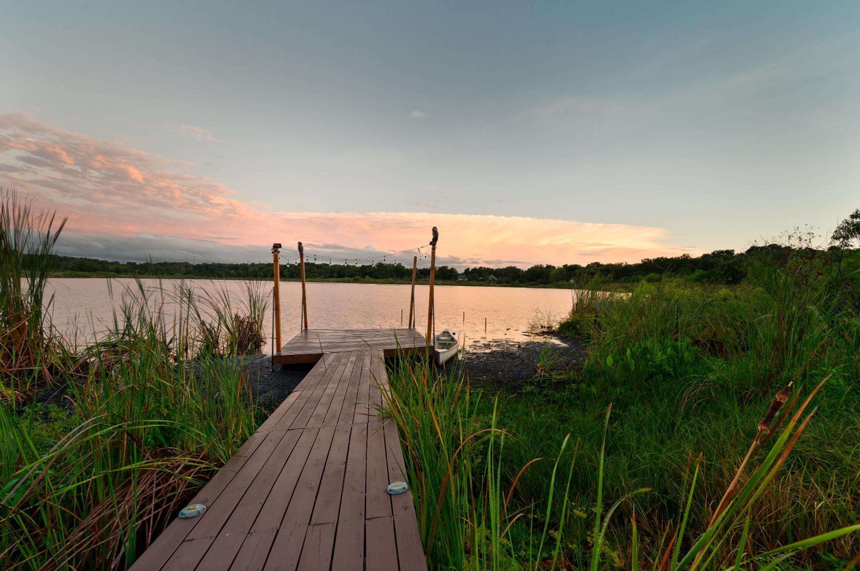 4,800 sf Estate Pool Lake Weddings and Events