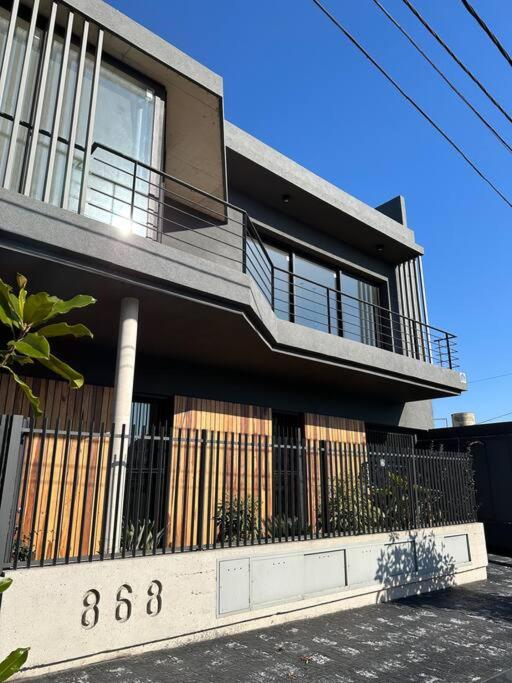 Moderno Departamento Los Troncos II