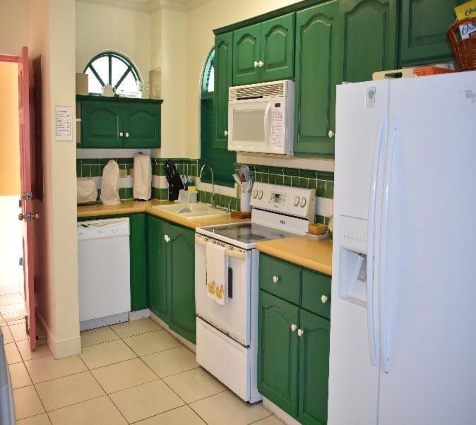 Caribbliss Suites