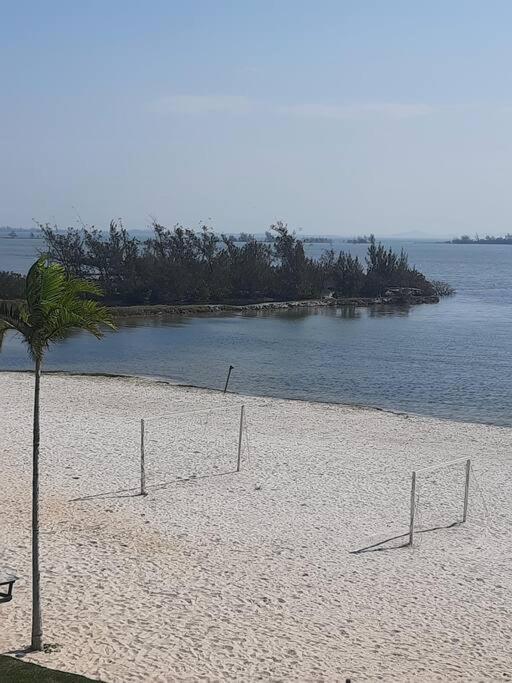 Golden Lake Apart Hotel , uma maravilha de lugar