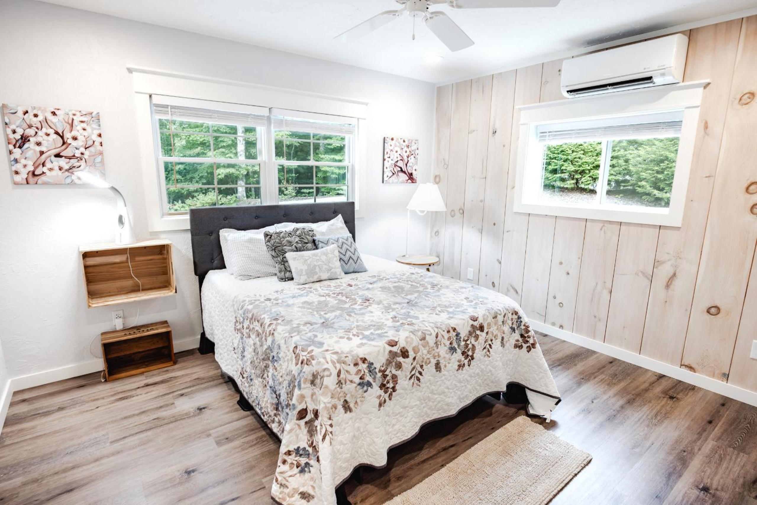 Knollwood Love Shack