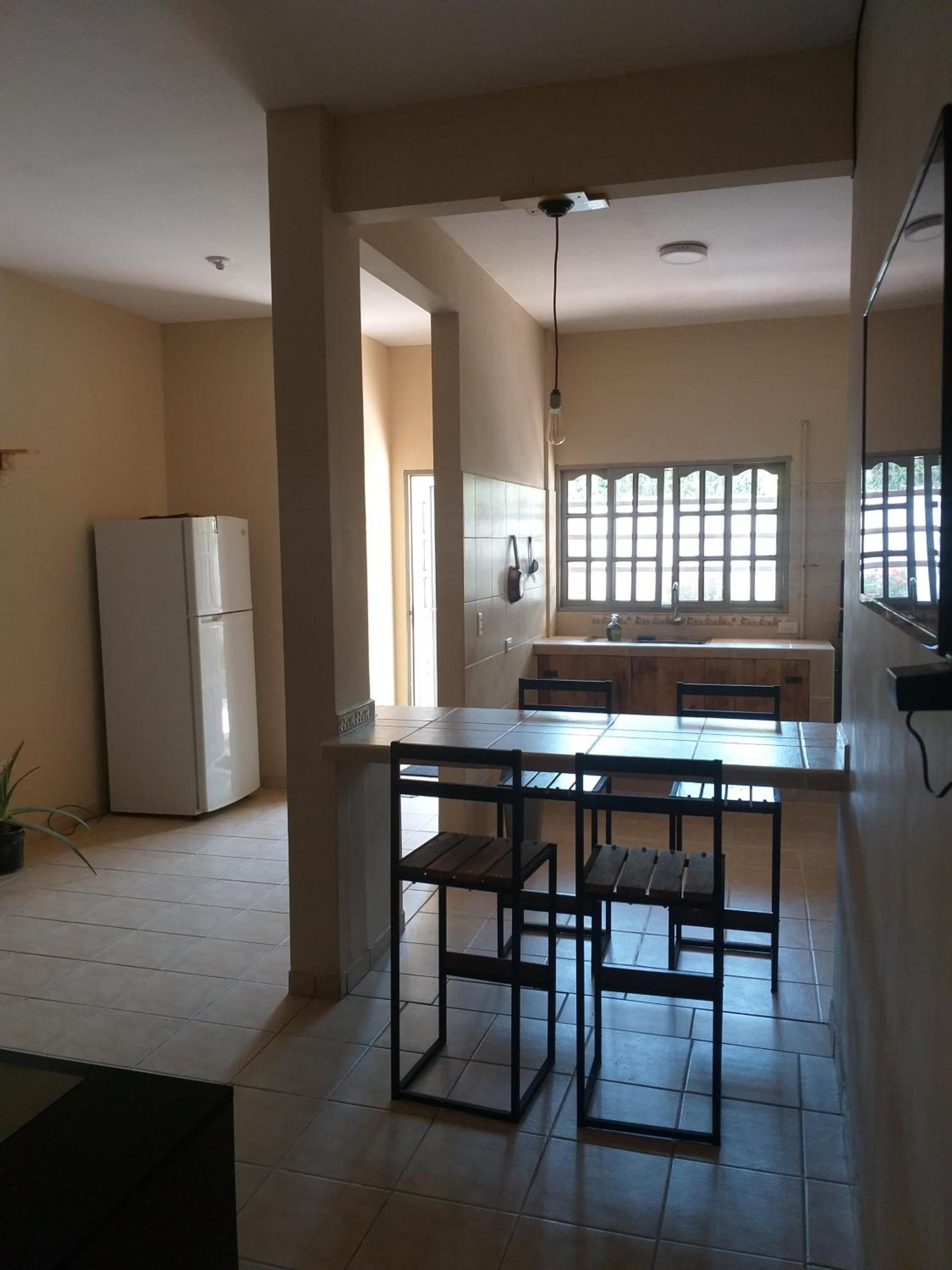 Departamento, 2 habitaciones, sala, cocina y baño