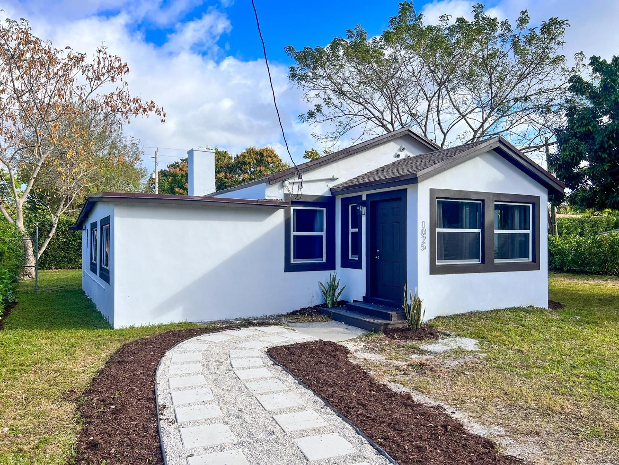 New 3Bedroom 2Bathroom Private Home