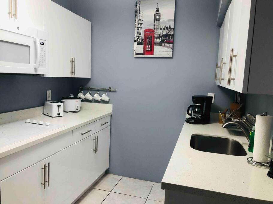 Ana House in Miami