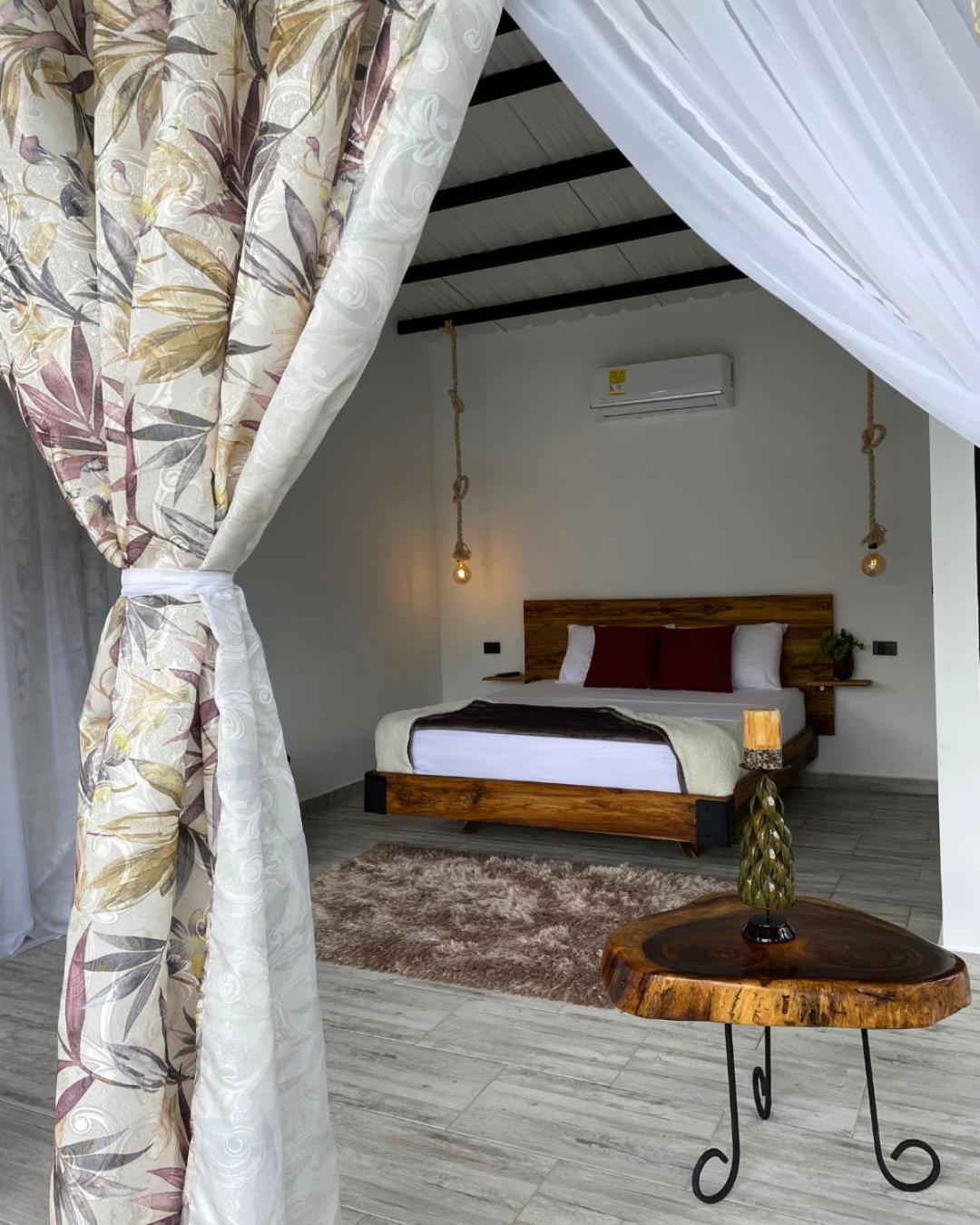 Ziwa Ecohotel Roldanillo Valle - Cabaña Lewa