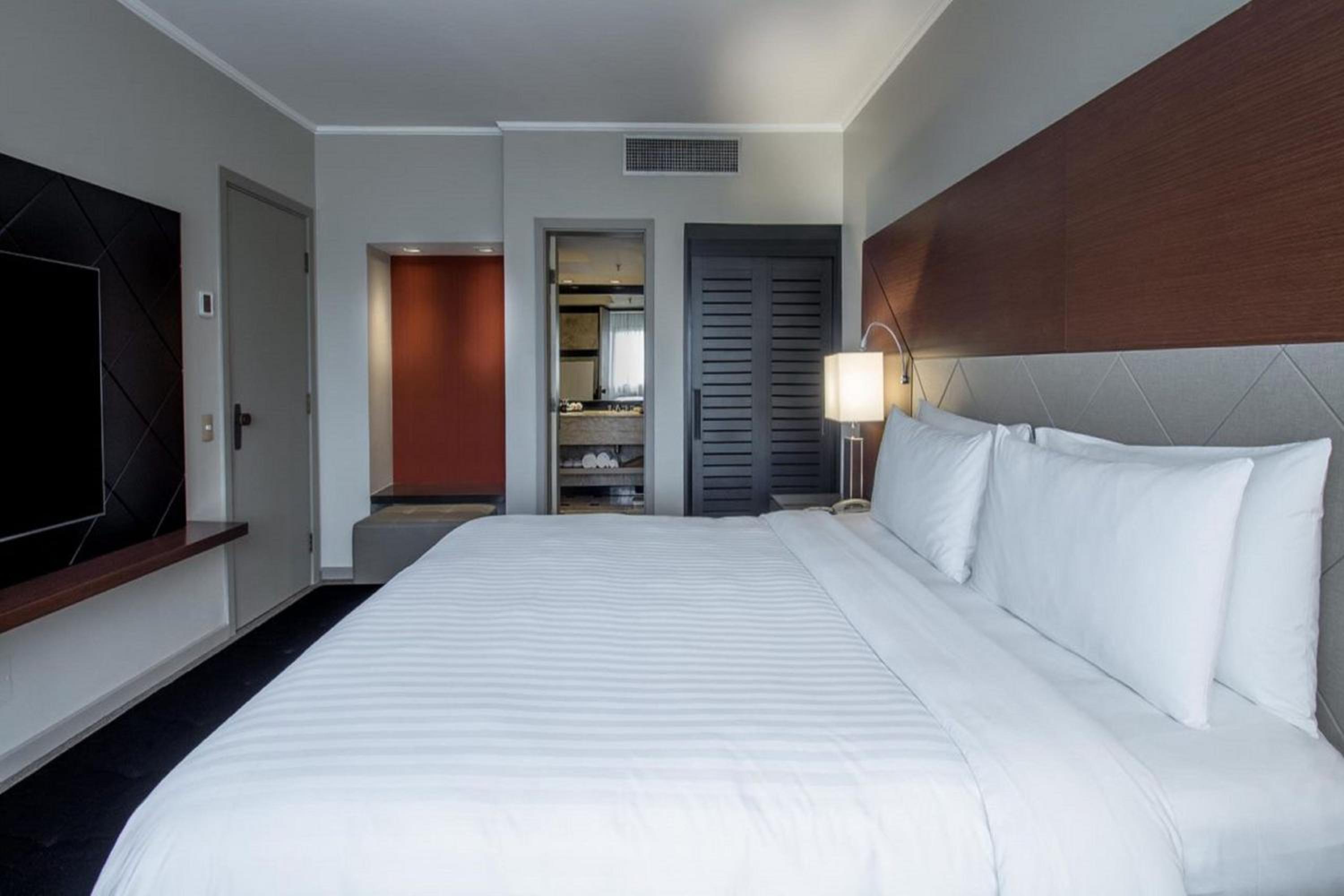 Guarulhos Vacations - Marriott Sao Paulo Airport Hotel - Property Image 3