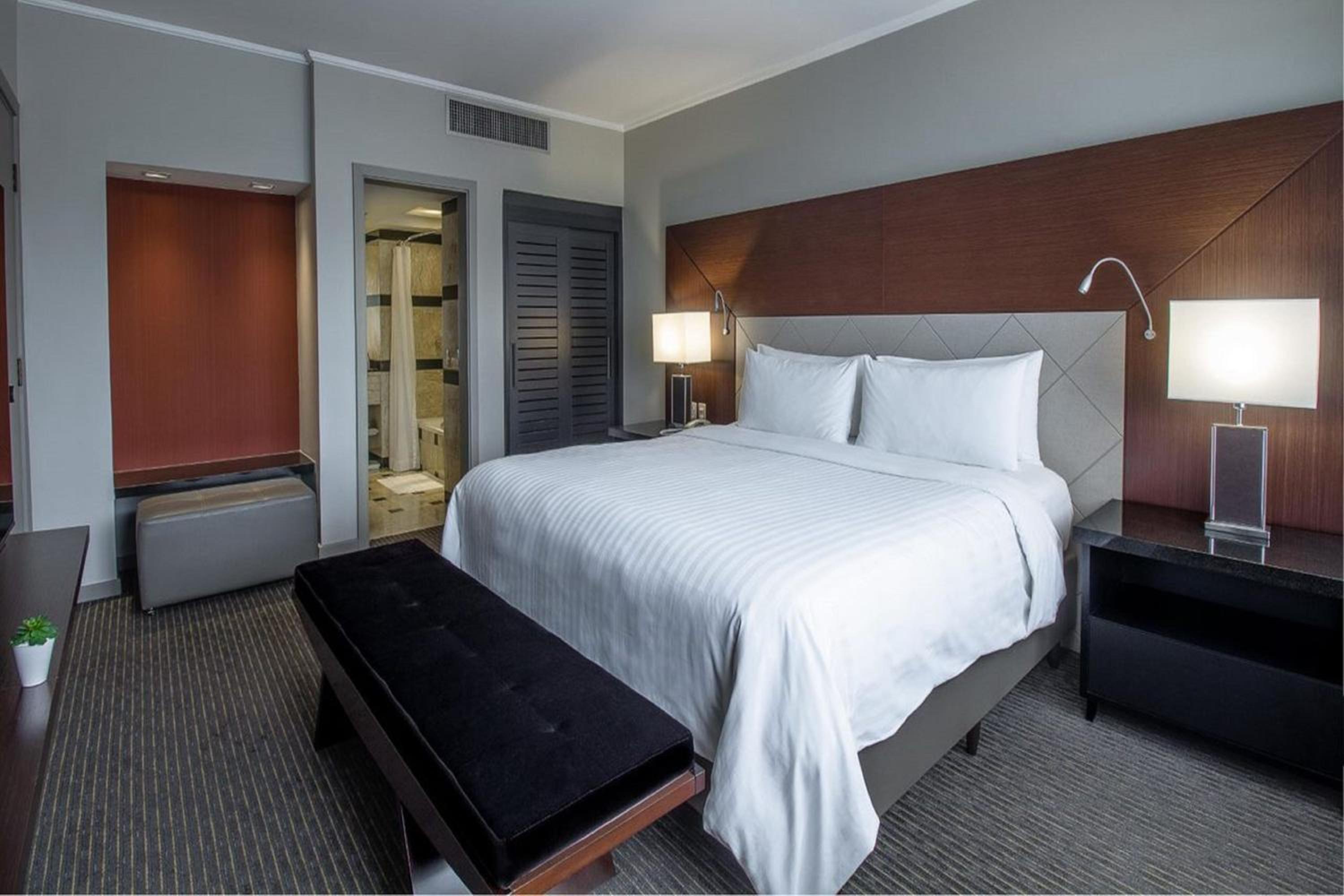 Guarulhos Vacations - Marriott Sao Paulo Airport Hotel - Property Image 2