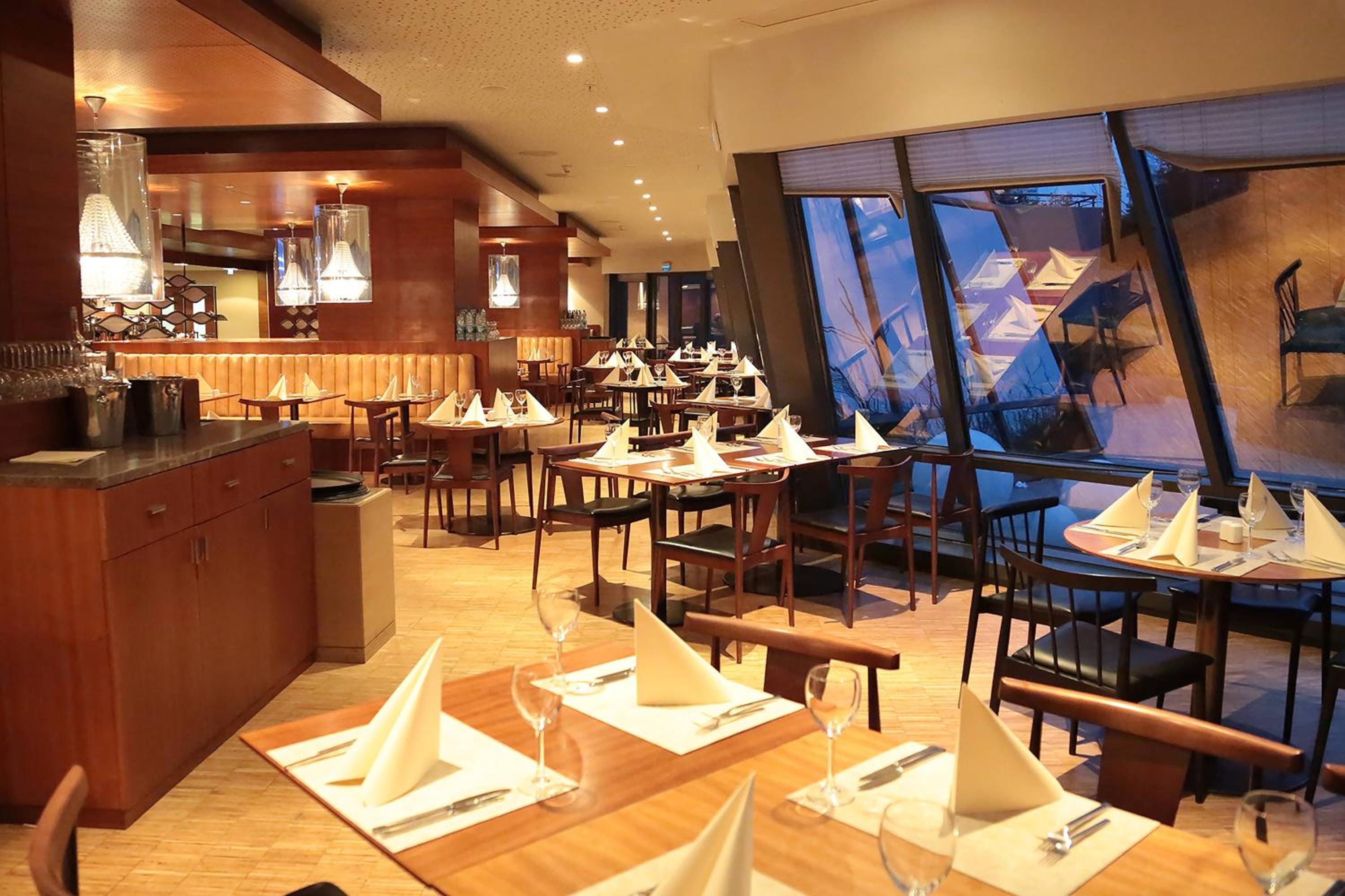 Sheraton Istanbul Atakoy Hotel - Image 49