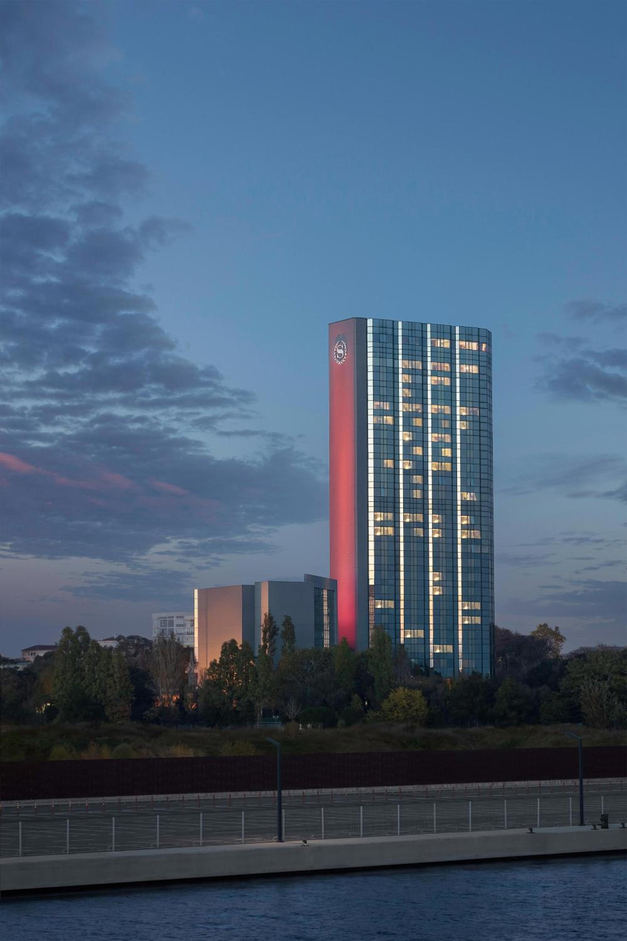 Sheraton Istanbul Atakoy Hotel - Image 16