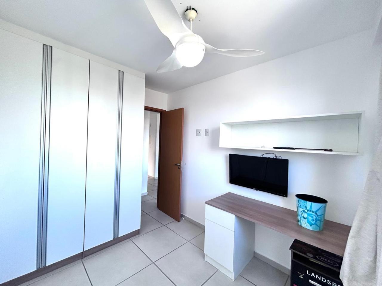 2 quartos, suíte, Jardim Camburi, perto de tudo