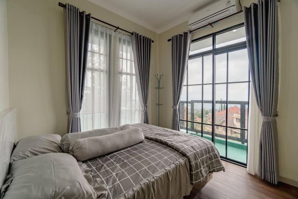 Asri Panderman Villa J-1 view 3