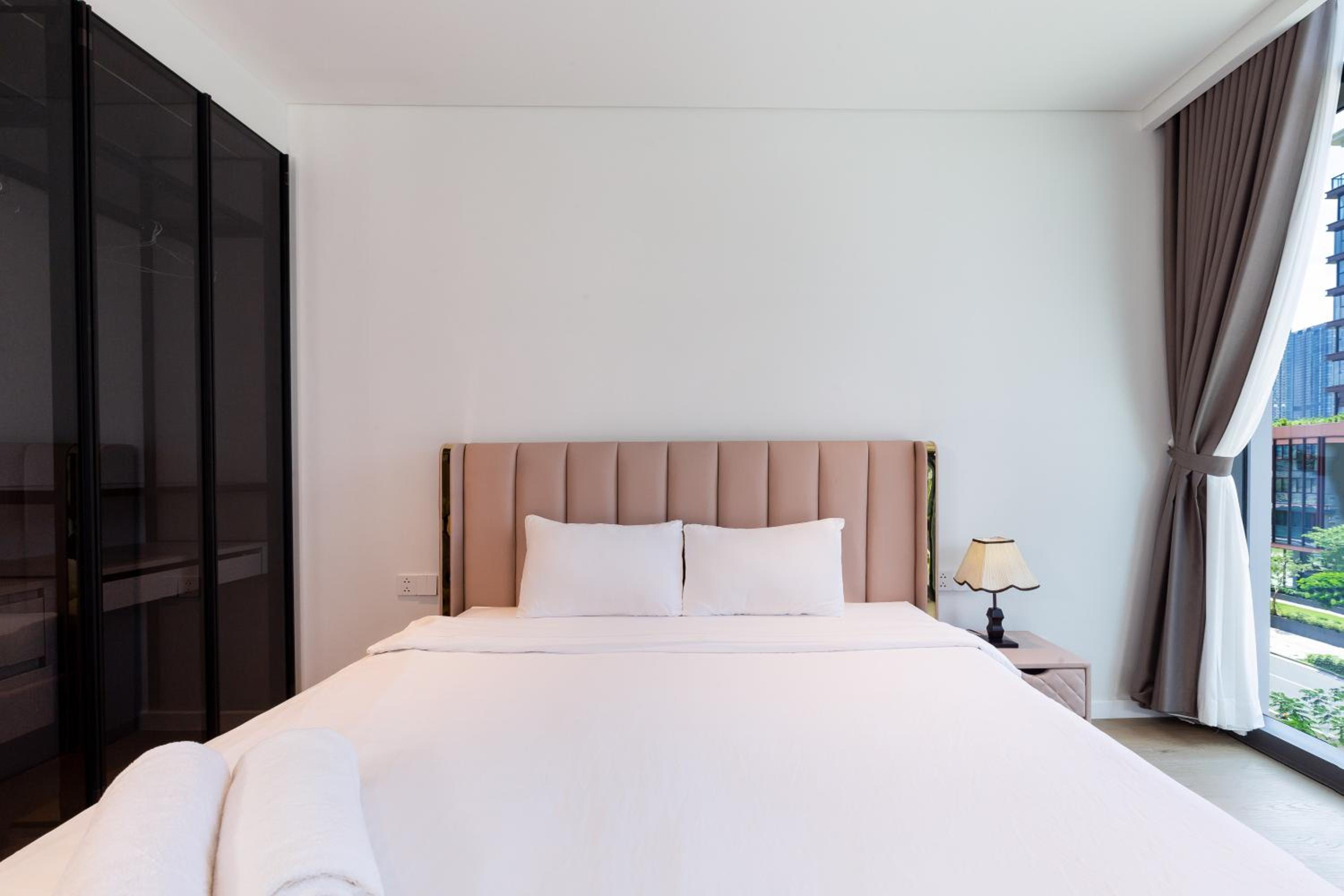 The Opera Apartment Cental Saigon Free Pool-Gym-Sauna Room- Golf Mini