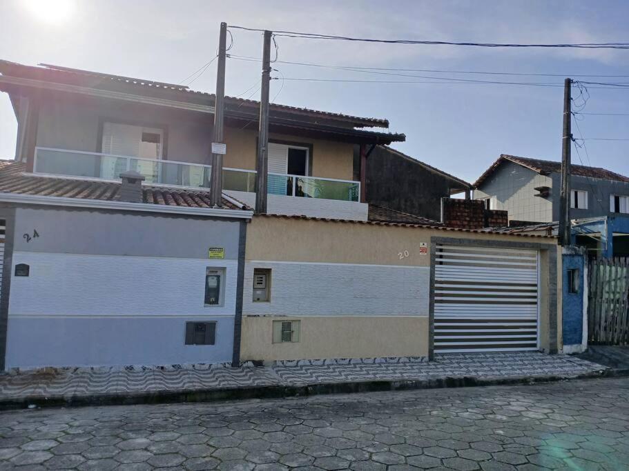 20m dapraia centro2 vagaschurras 2suites tudo NOVO