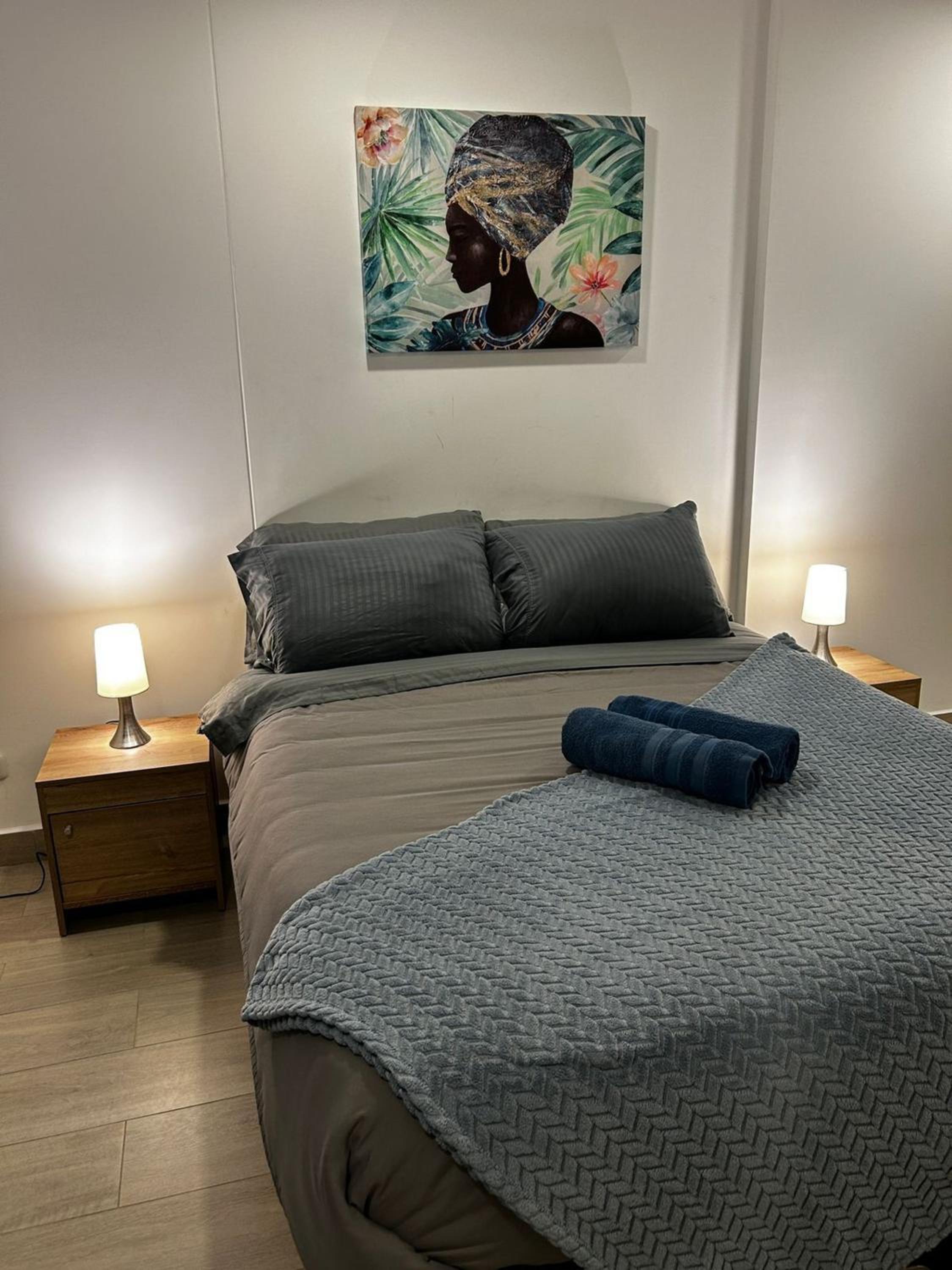 Hermoso apartamento con vista al atardecer 312