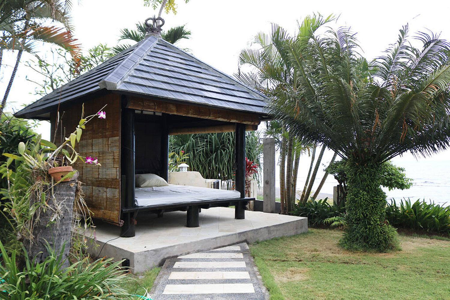 The Villa Pantai