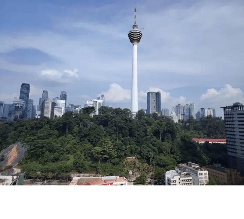 M101 Dang Wangi remote work-friendly suite