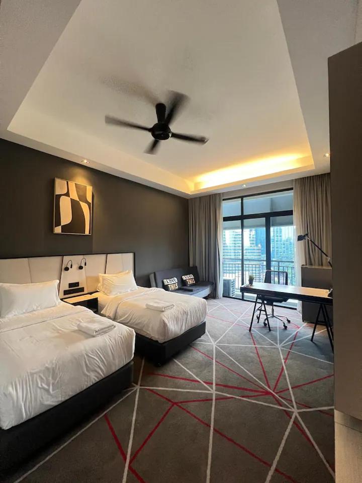 M101 Dang Wangi remote work-friendly suite