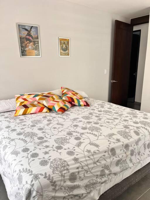 Beautiful and renewed apartment photo 5