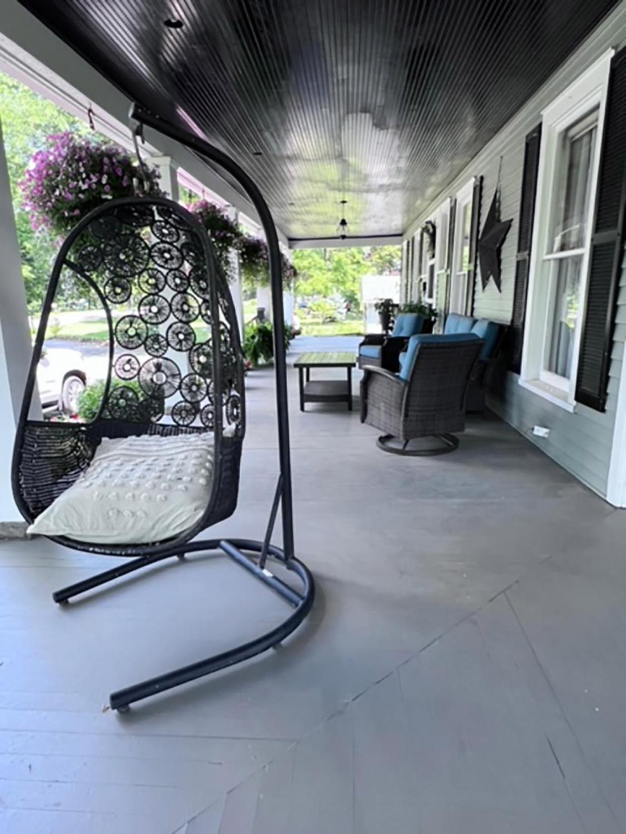 Niagara River Estate
