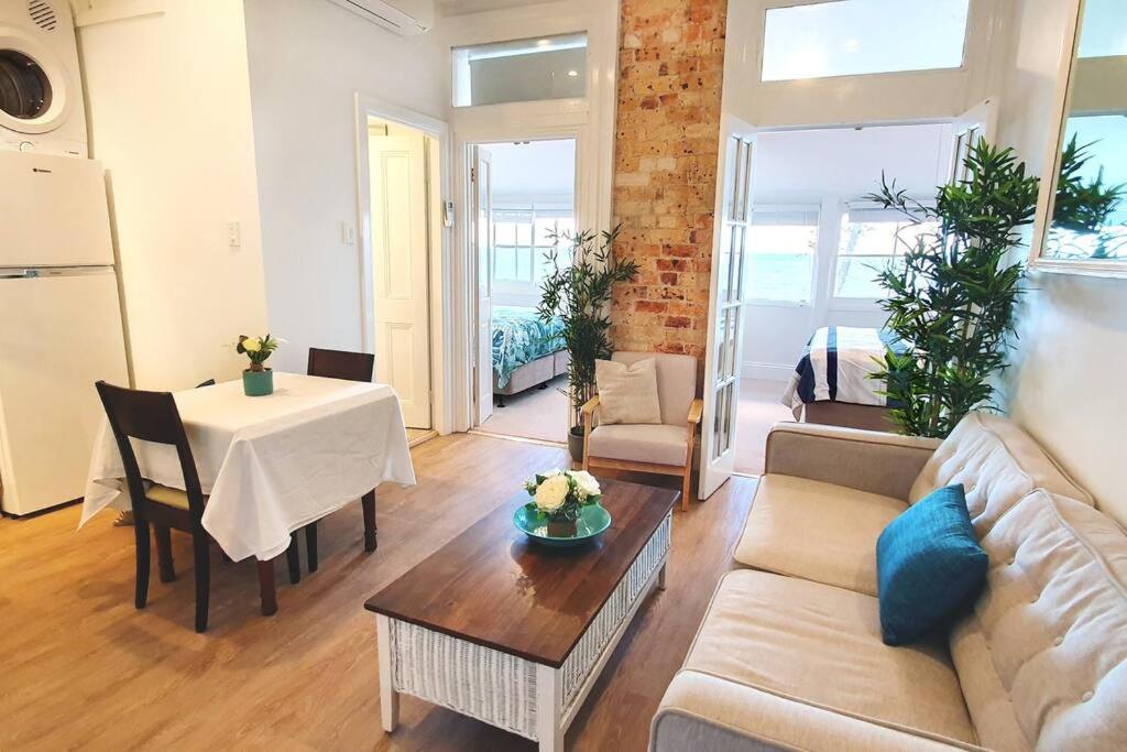 Apartment 7 - The Coachhouse