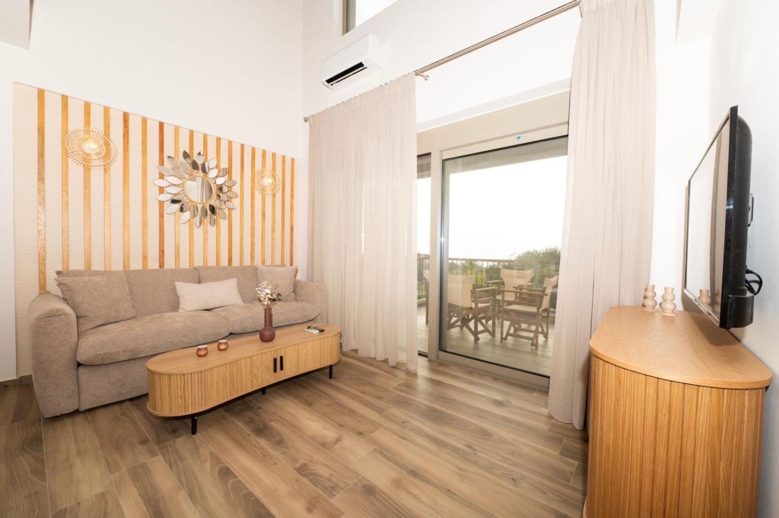 Petradi Suites