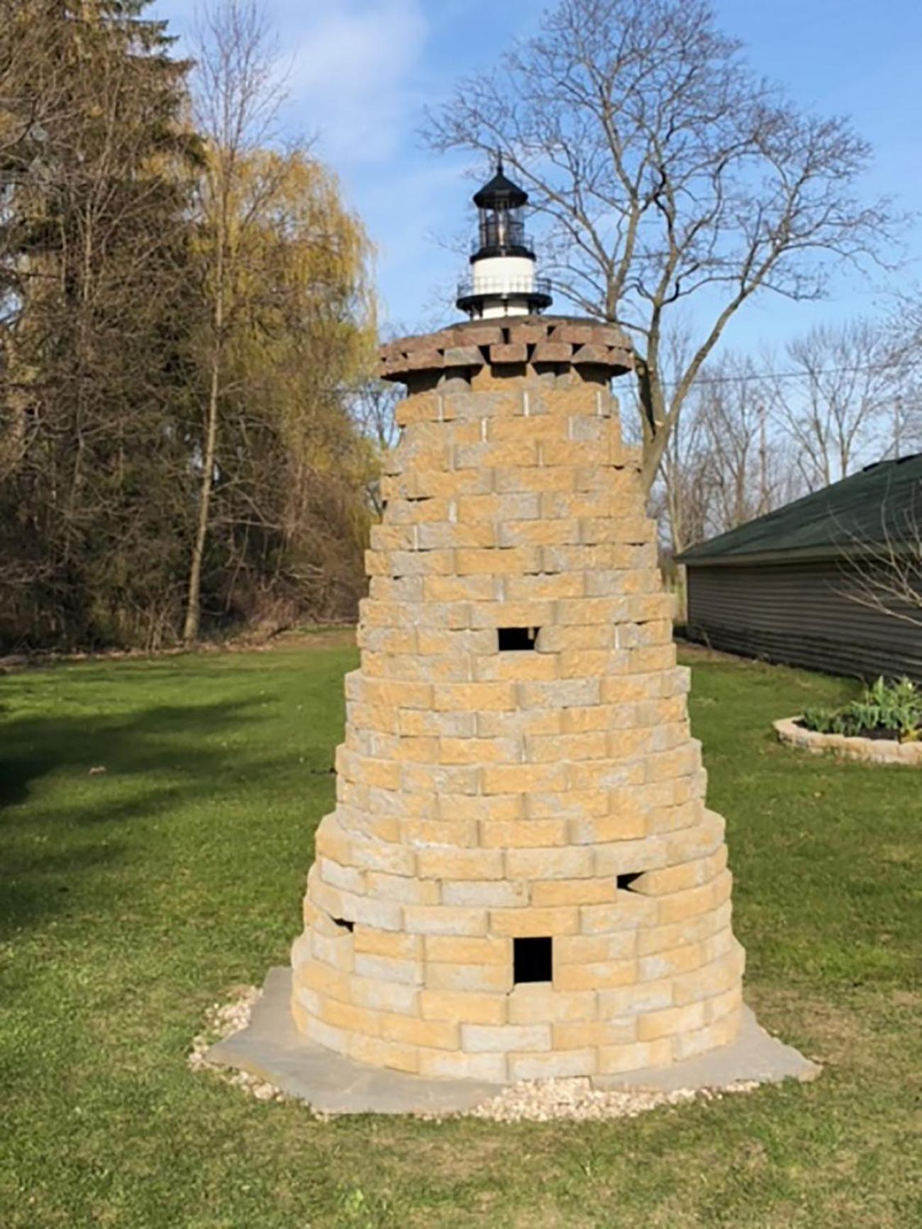Niagara River Estate