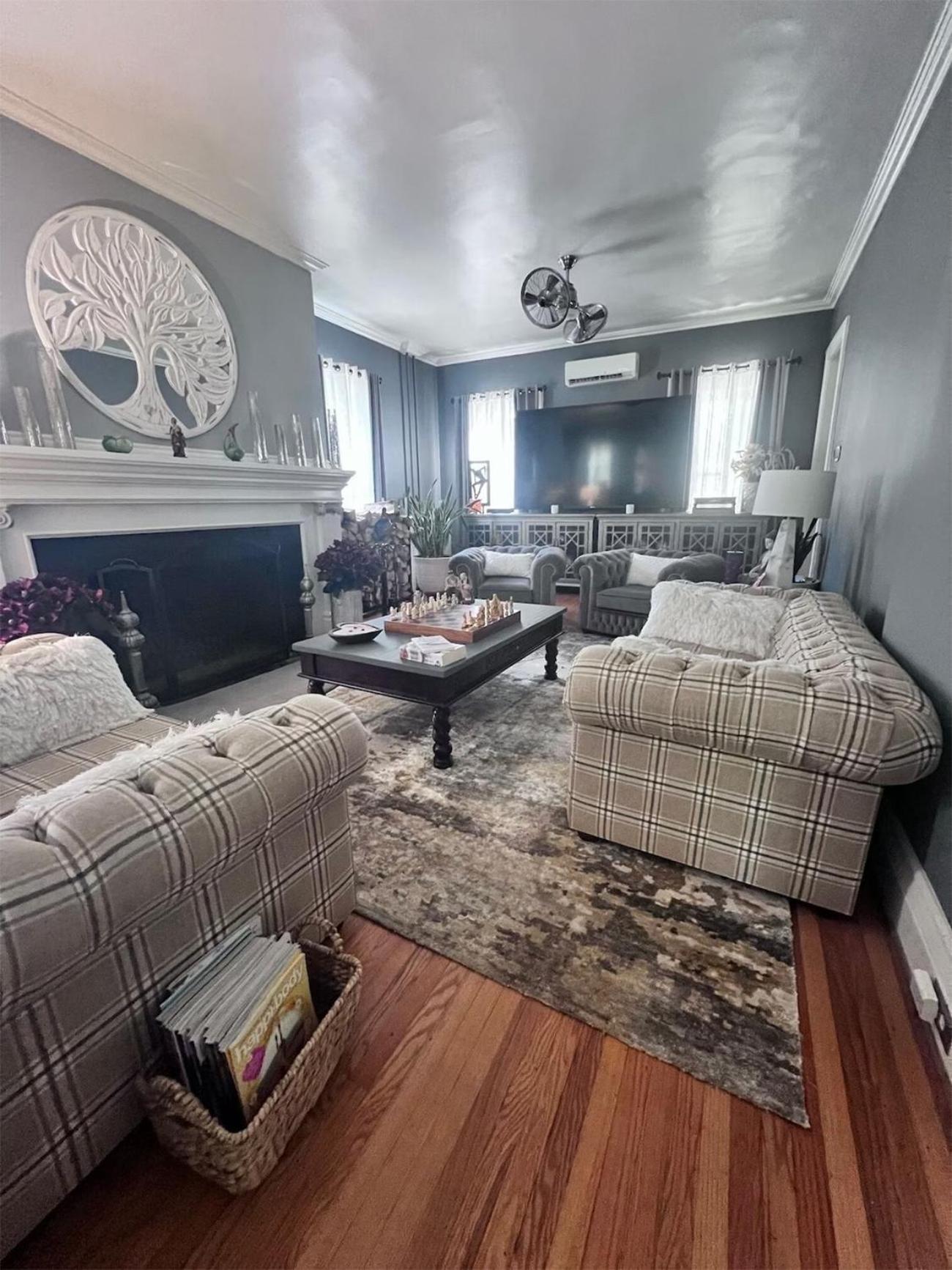Niagara River Estate