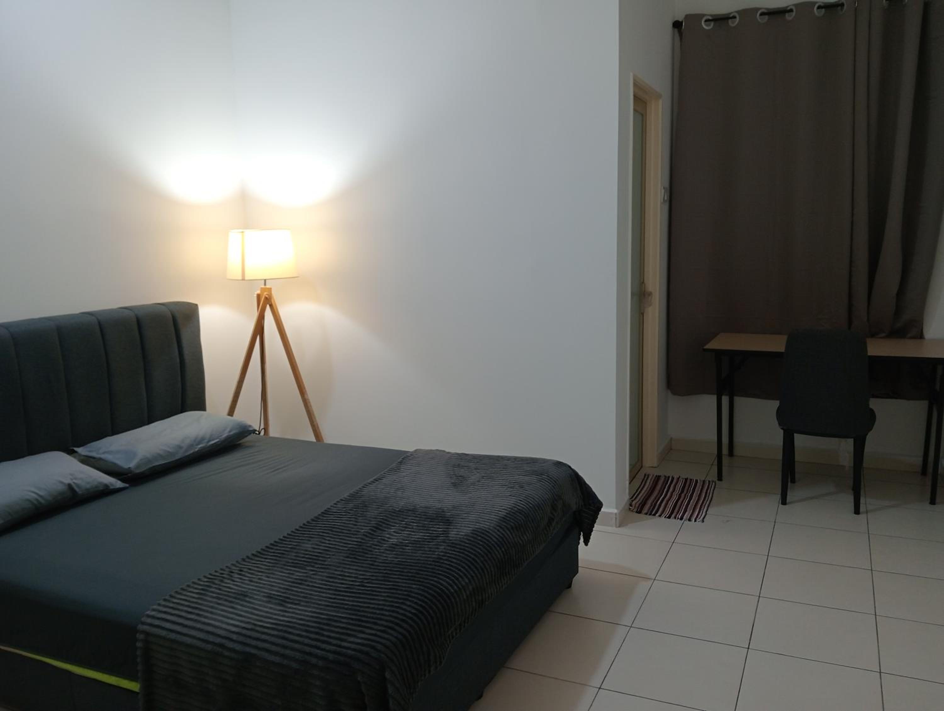 EM Roomstay KOTASAS Kuantan room rental MALE ONLY photo 1
