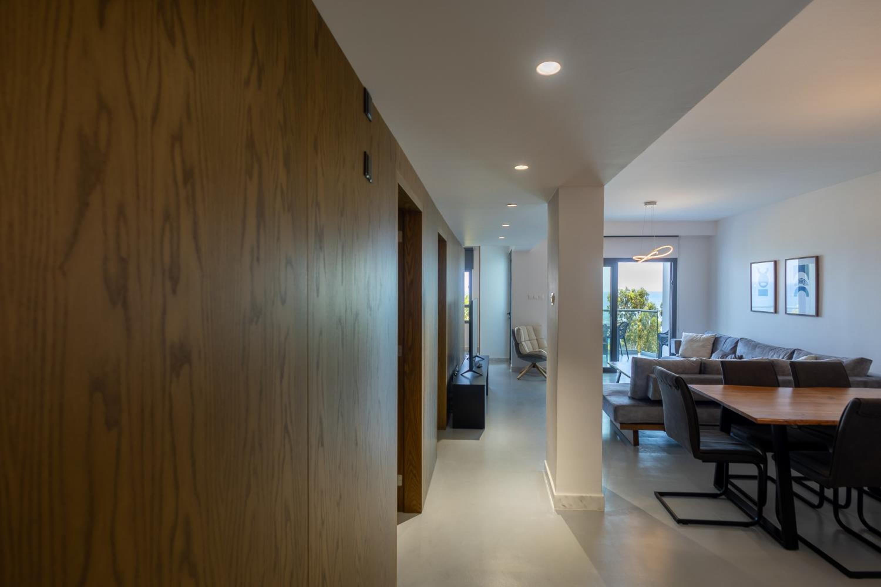 Molos Luxury Apartment